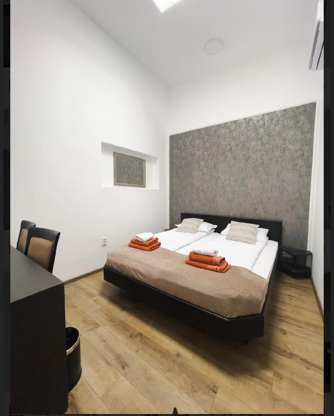 Myda Hotel Apahida Eksteriør billede